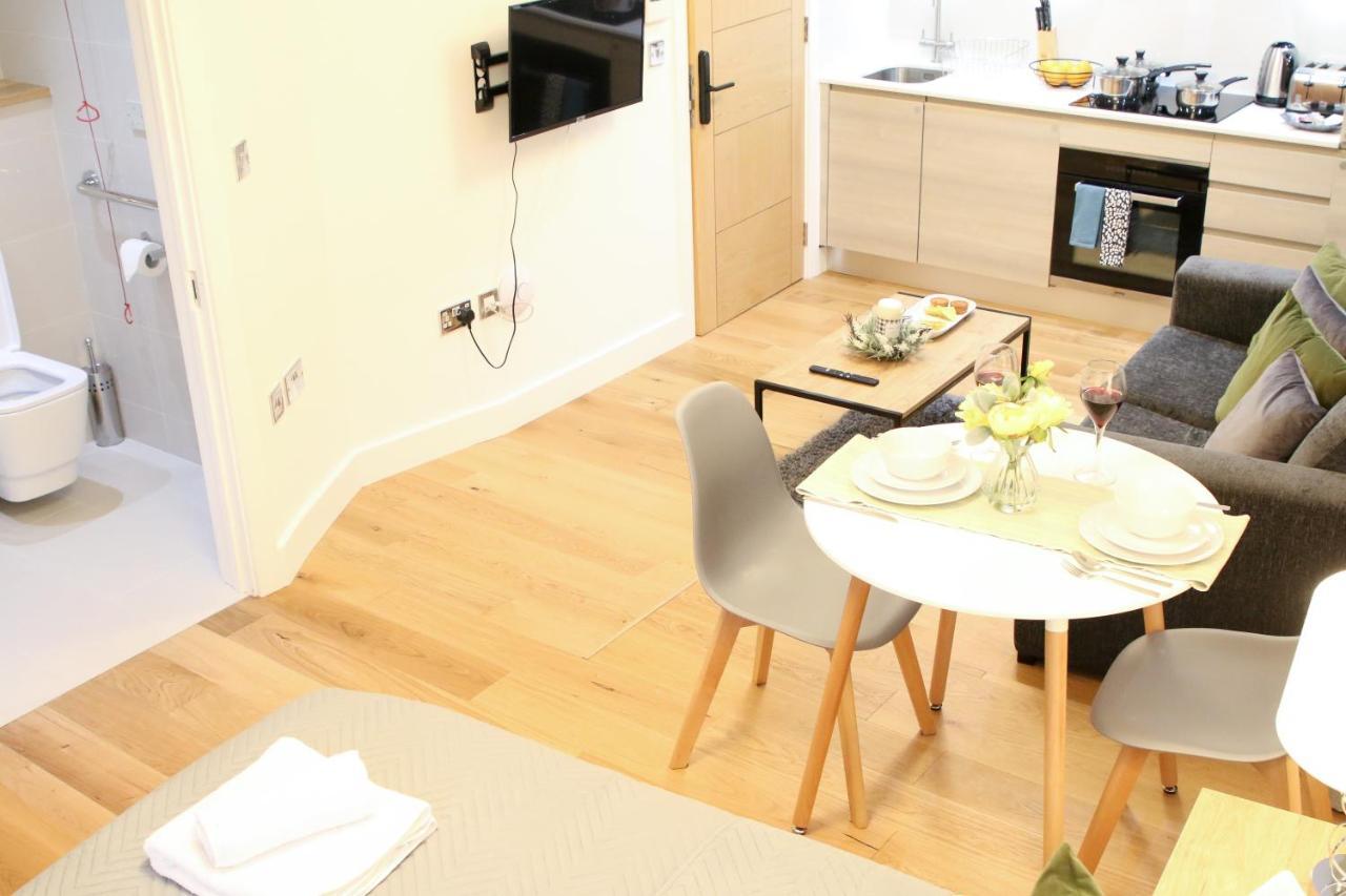 Lovely Studio Apartment With Access For Wheel-Chairs In Sydenham ลอนดอน ภายนอก รูปภาพ