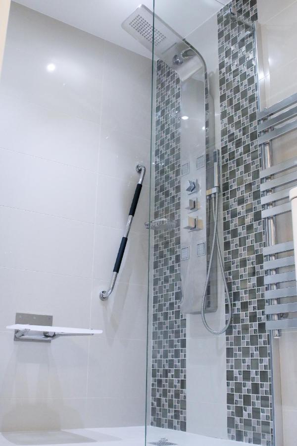 Lovely Studio Apartment With Access For Wheel-Chairs In Sydenham ลอนดอน ภายนอก รูปภาพ