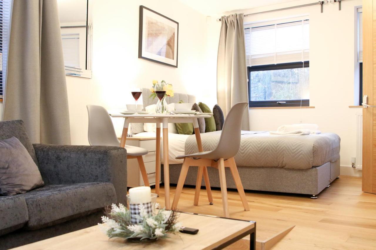 Lovely Studio Apartment With Access For Wheel-Chairs In Sydenham ลอนดอน ภายนอก รูปภาพ