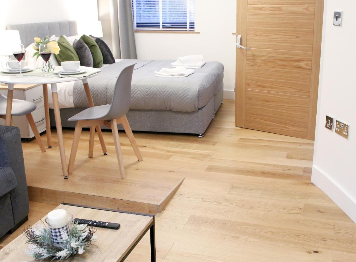 Lovely Studio Apartment With Access For Wheel-Chairs In Sydenham ลอนดอน ภายนอก รูปภาพ