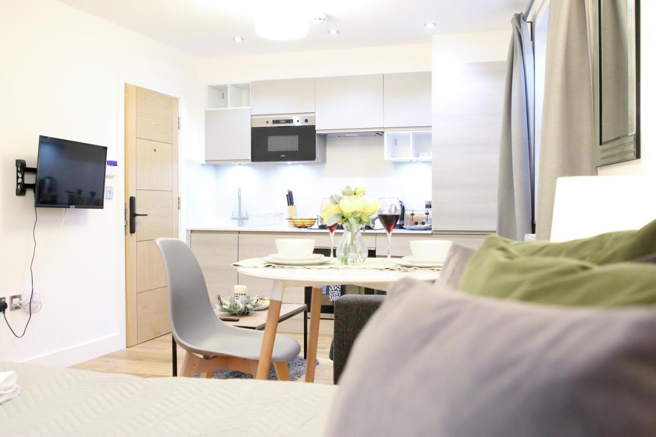 Lovely Studio Apartment With Access For Wheel-Chairs In Sydenham ลอนดอน ภายนอก รูปภาพ